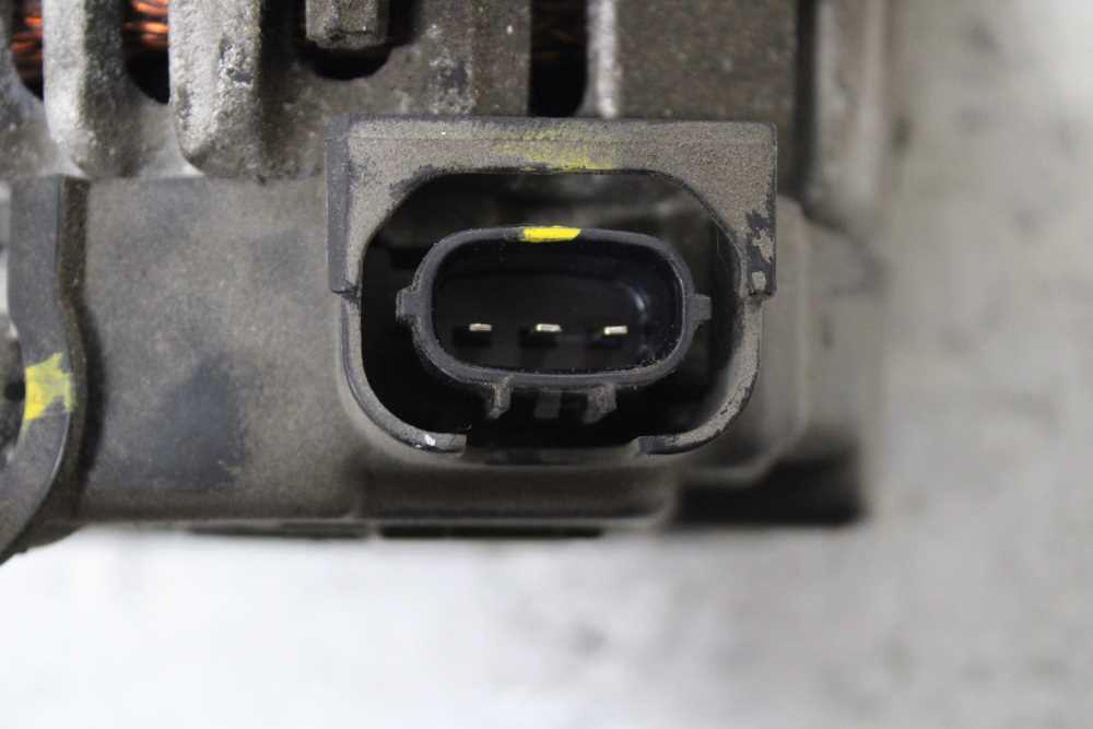 ALTERNATEUR KIA/HYUNDAI 130A - Vue 4